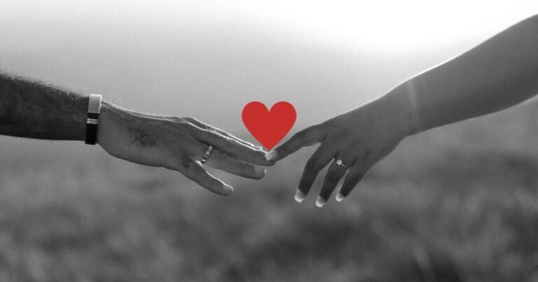 102+ Heart Touching Love Messages for Her